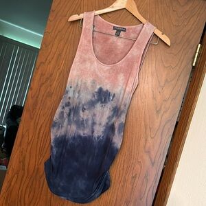 A Pea in the Pod maternity tank, size M